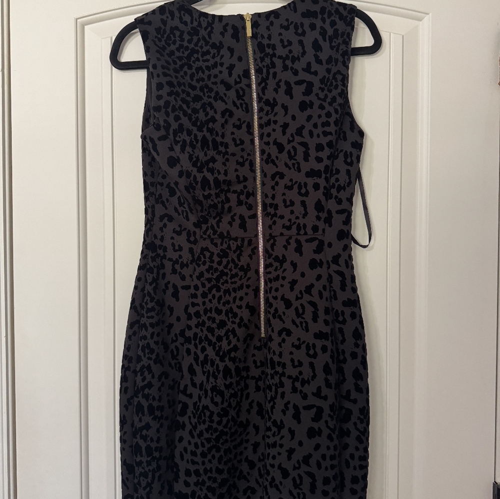 Calvin Klein Leopard Print Sheath Dress Size 6 - Picture 4 of 5